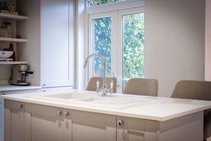 Photo 33- click for photo gallery